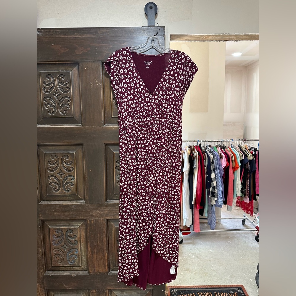 💐 Isabel high low leopard dress. Size S